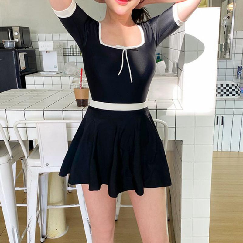 Womens Modest One-Piece Swimsuit With Built-in Pads Tummy Control Slimming Fit Black Size M L XL