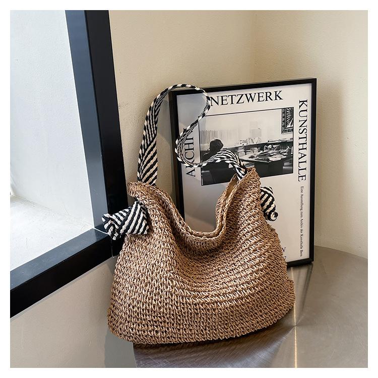 

Simple commuter leisure big bag women s large-capacity new holiday beach woven commuter tote bag хаки
