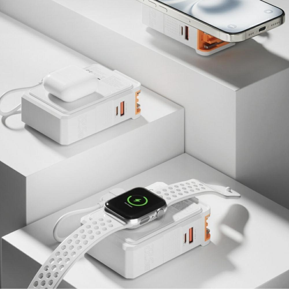4smarts 6-in-1 USB-C/USB-A PD 22.5W Hybrid Charger with 10,000 mAh Powerbank, Qi Inductive Charging, USB-C Cable, White
