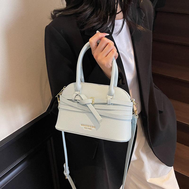 Fashion Handbag Women's New Versatile Shoulder Messenger Bag