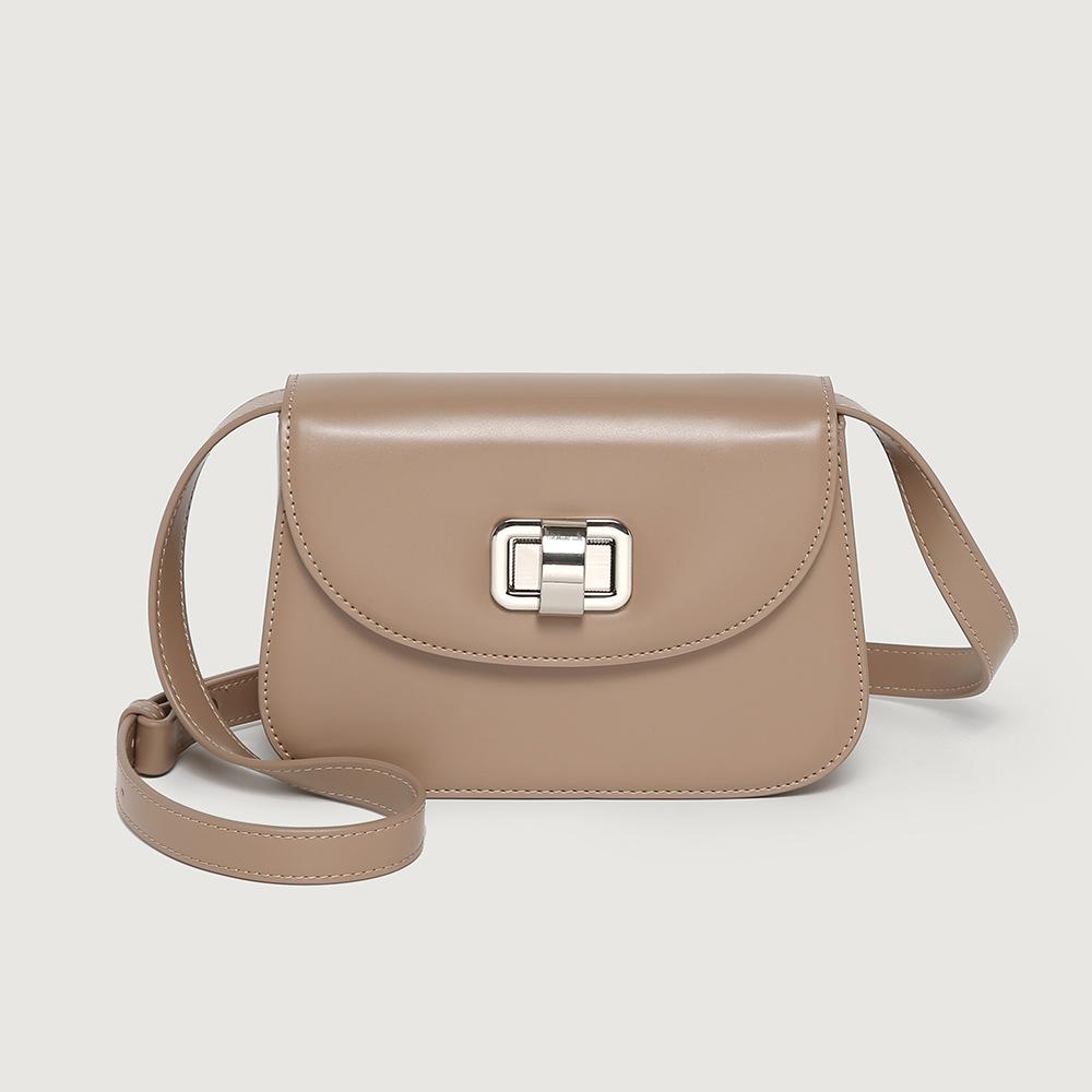 High-end texture 2024 summer new fashion versatile crossbody small square bag, light luxury simple design shoulder bag