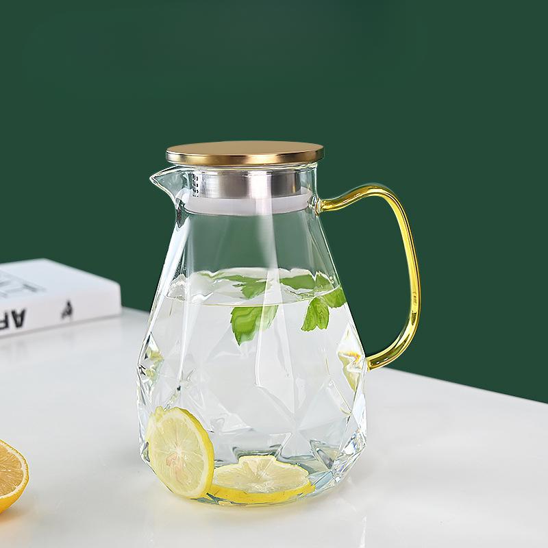 

Бриллиантовый чайник для холодной воды Бытовой Желтый Ручной Большой емкости Высокоборосиликатное стекло Чайник для холодной воды Сок Цветочный чай Напиток Чайник для холодной воды 1500ml