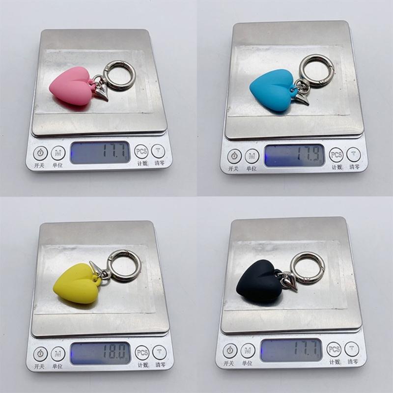 Stylish Love Heart Keychain Eye Catching Key Chain Bag Charm Decorations Fashionable Metal Pendant for Backpacks