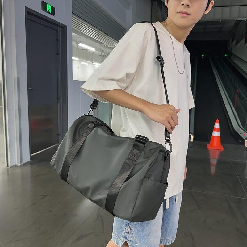 Couple Model Simple Casual Dry and Wet Separation Sports Gym Bag Can Be Used To Cover The Lever To Reduce Pressure on The Travel Bag