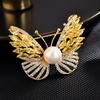 Butterfly Imitation Pearl Brooches For Women Clothing Coat Jewelry Accessries