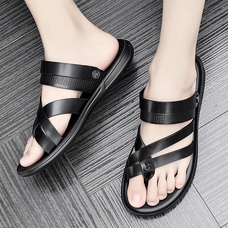 Cool Slippers Men's 2025 Summer New Beach Shoes Casual Driving Two Wear Pinch Feet Teenagers Wear Sports Sandals