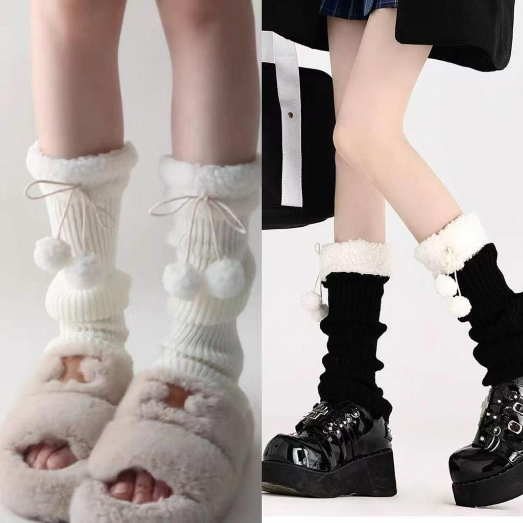 Japonské Pompomové Podkolenky s Mašličkou – Podzim/Zima JK Styl, Všestranný Ležérní Design, Hřejivé a Sexy.