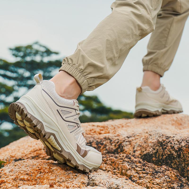 Summer Breathable Outdoor Hiking Shoes Men Sneakers Antiskid Slip On Walking Shoes Moccasins Man Casual Shoes