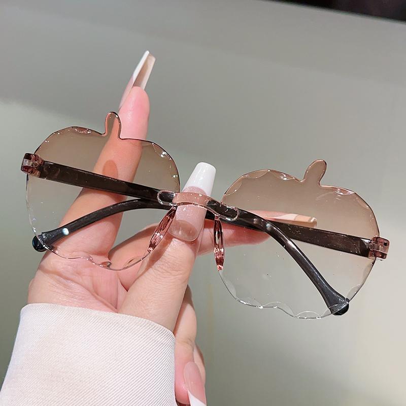 1/6 Pcs Rimless Cute Kids Sunglasses  New Fruit Shaped Decor Shades for Children Ins Trendy Gradient Multi-color Sun Glasses