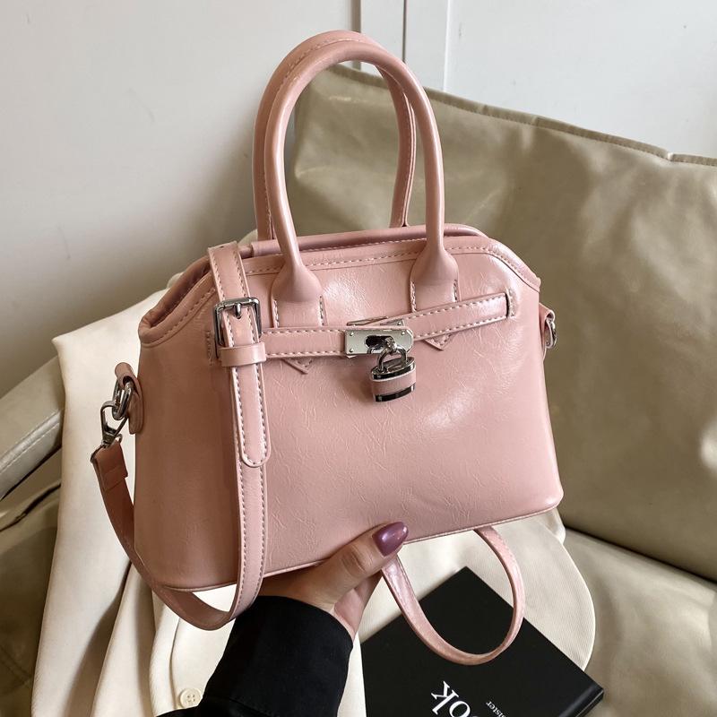 Portable Premium Casual Bag Women's 2025 New Korean Version Fashion Versatile Shoulder Bag Trend Versatile Casual Women's Bag