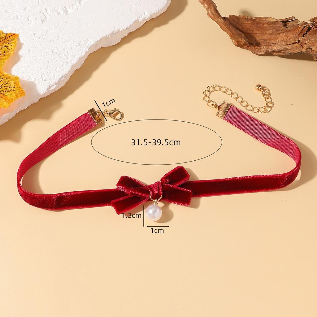 Belle Girl Style Sweet Accessory, Burgundy Necklace, Black Velvet with Collar, Choker Collarbone Chain, Necklace