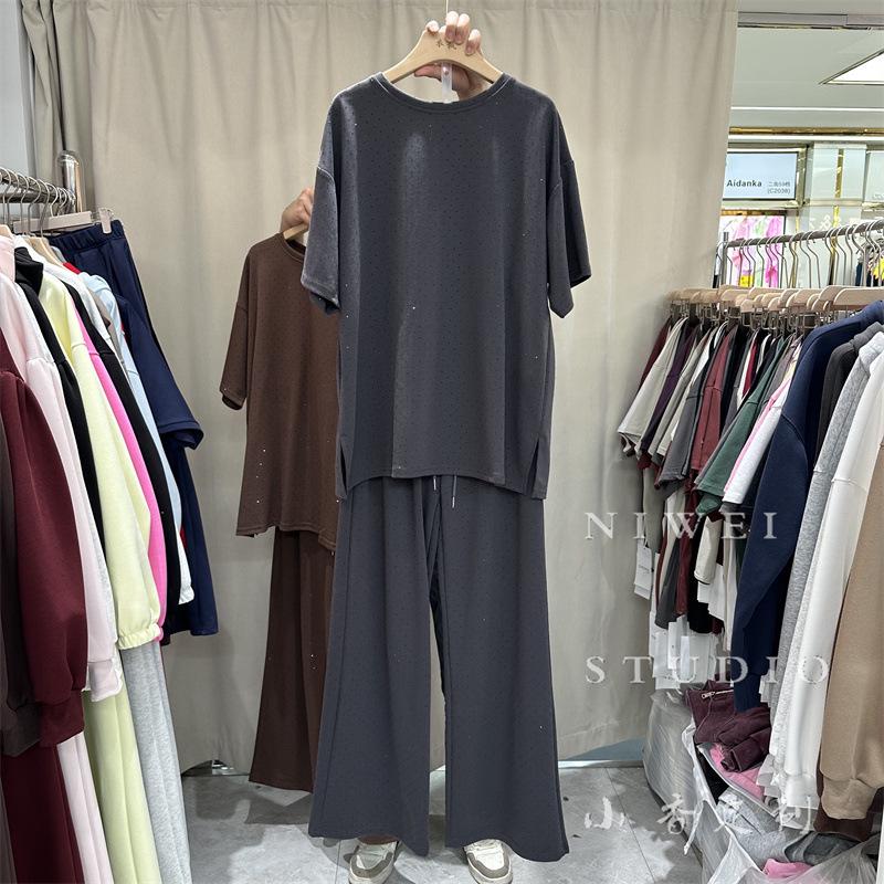 

2025 Women s Casual Loose Lightweight Fabric Top and Pants Set - Niche Fashion Design for Spring, Summer, and Autumn Medium темно-серого