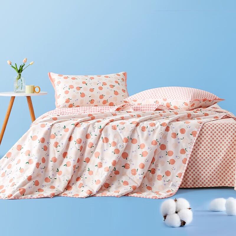 

Mercury Home Textiles Star Cream Peach Printed Summer Comforter