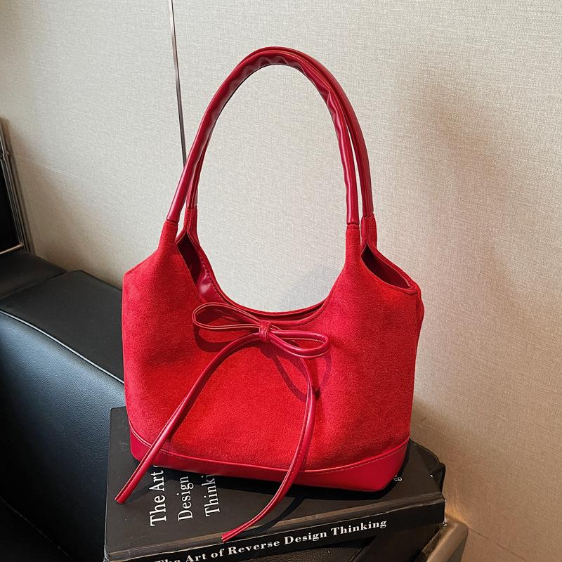 Autumn and Winter Small Bag Women's Retro Shoulder Underarm Bag Fashion Commuter Handbag