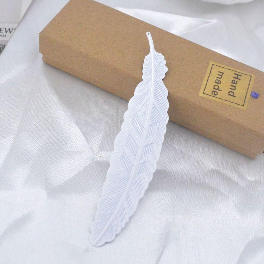Ethnic Style Feather Pendants Bookmark Retro Bookmark Metal Feather Bookmark  Books Decorate