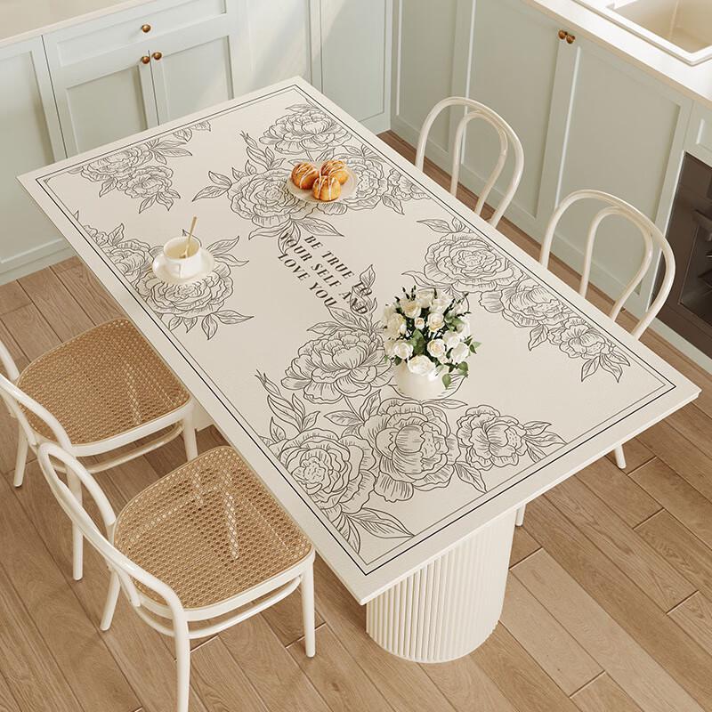 Changbaosen Waterproof Dining Table Mat
