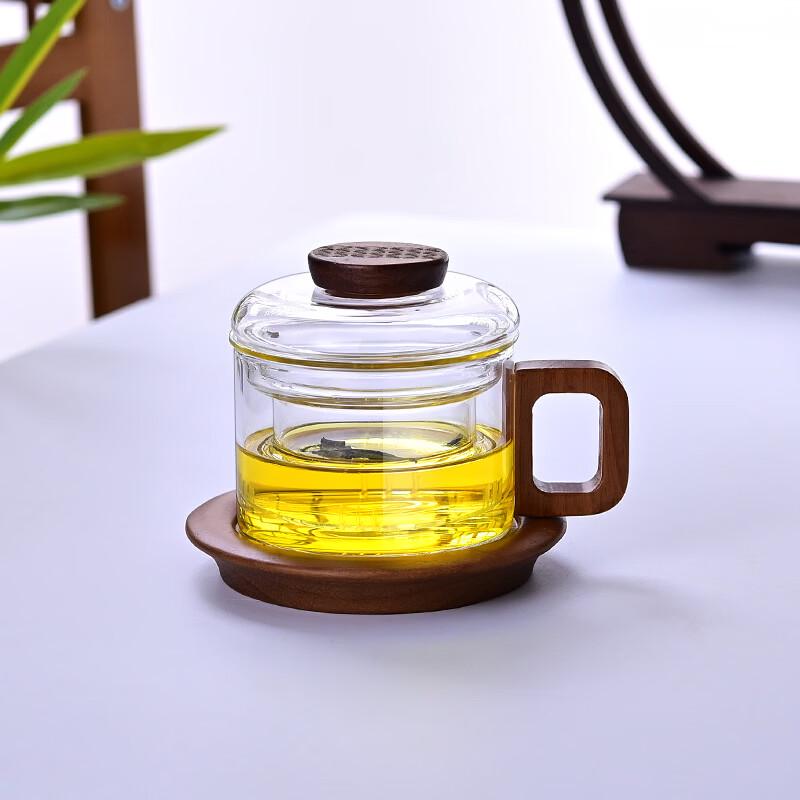 ZISIZ Glass Tea Cup with Infuser & Wooden Handle (Set of 2)