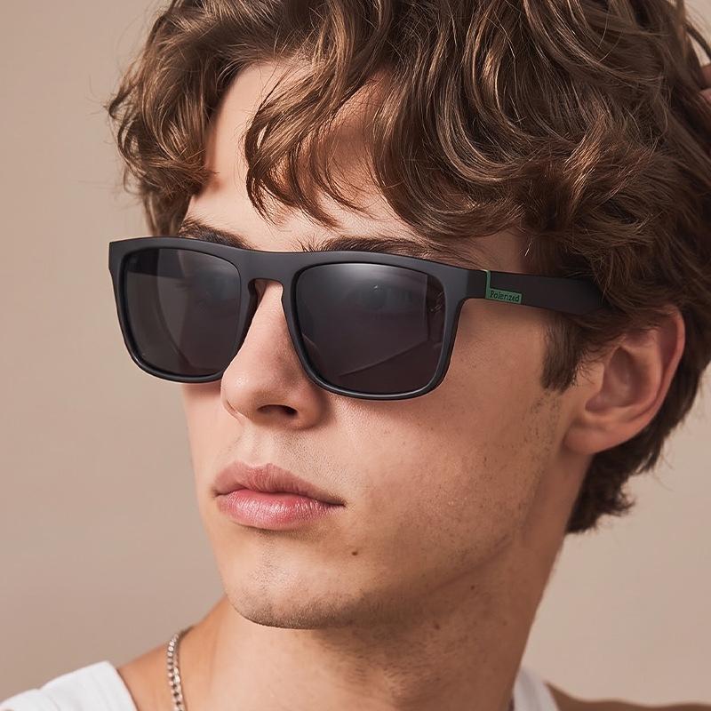 Retro square-frame polarized sunglasses, sports sunglasses for cycling, and stylish outdoor shades for men and women.