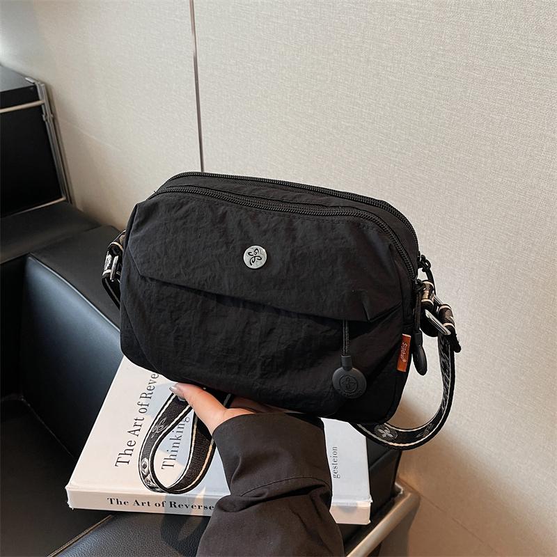 High Quality Nylon Shoulder Phone Bag for Women Fashion Messenger Crossbody Bags Luxury Designer Small Handbag and Purses