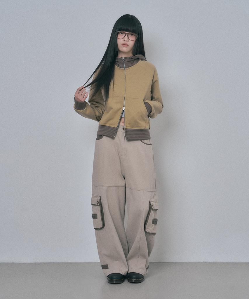MOO Contrast Cargo Cotton Pants - Light Beige
