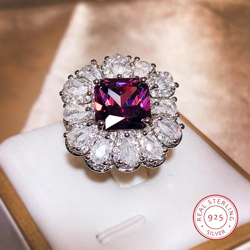 

Роскошное медное кольцо с квадратным мастером-цирконом «Блестящий пурпур», женское, инкрустированное бриллиантами «Капля воды» по всей окружности, подарок для вечеринки, свадьбы resizable