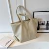 Large Capacity Commuter Tote Bag for Women Autumn New Casual Retro Lychee Pattern Shoulder Bags Korean Versatile Handbags