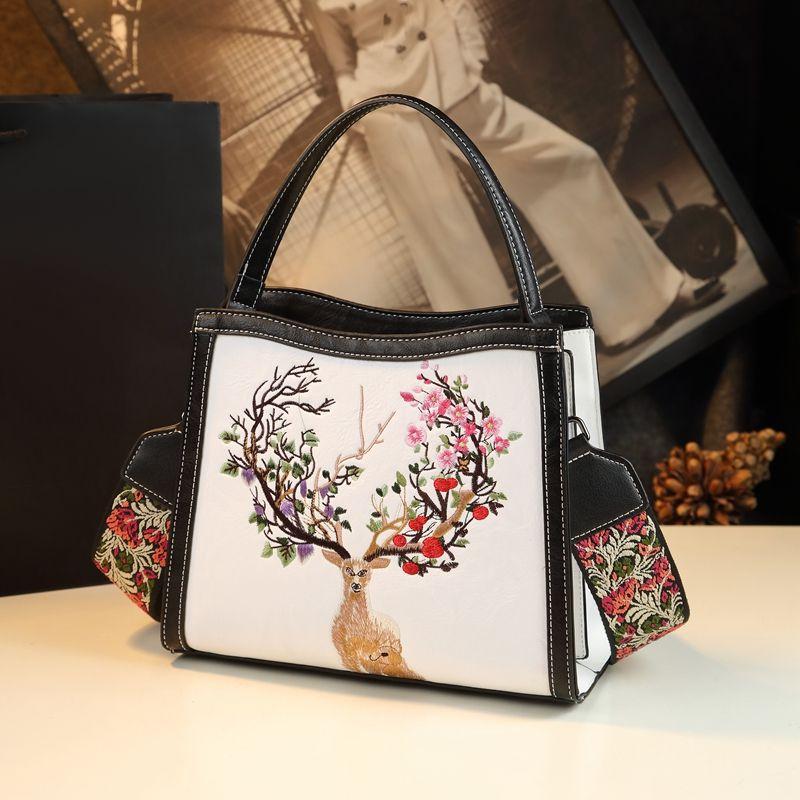 Exquisite Embroidered Leather Chinese Style Portable Shoulder Bag Gift Temperament Elegant Middle-Aged Mother Bag