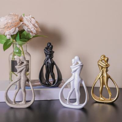Hugging Couple Figurine Embracing Men Women Resin Statue Sculpture Home Office Wedding Party Anniversary Desktop Decoration Ornament