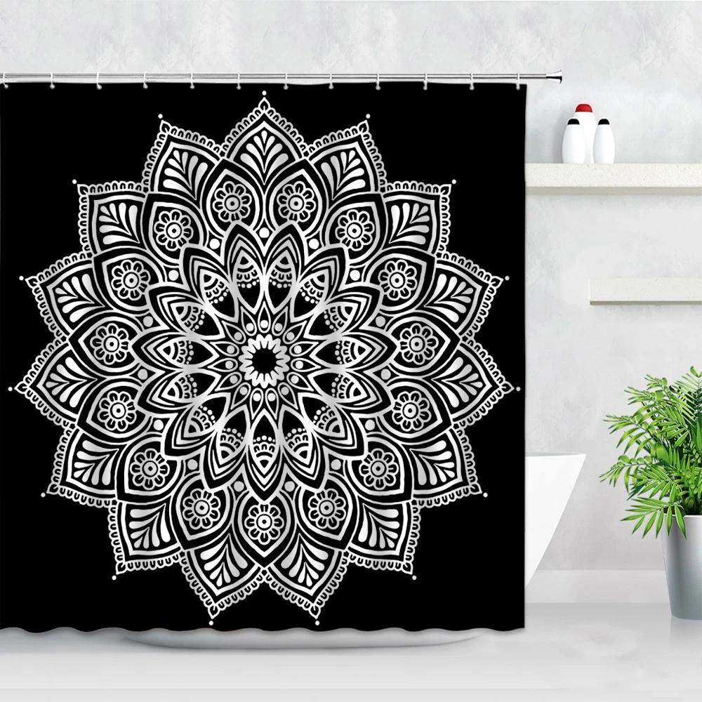 Elegant Red & Black Damask Print Waterproof Shower Curtain - Stylish, Durable & Easy-Care Choice for Classic Bathroom Décor