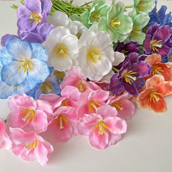 Simulovaný tulipán Umělé plně rozkvetlé tulipánové květy Falešný tulipán s ohebným stonkem pro jarní letní domácí dekoraci Svatební stolní dekorace