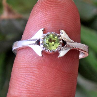 Peridot-Ring, Silber-Charme-Schmuck, natürlicher Edelstein, handgefertigter Ring, Unisex-Schmuck