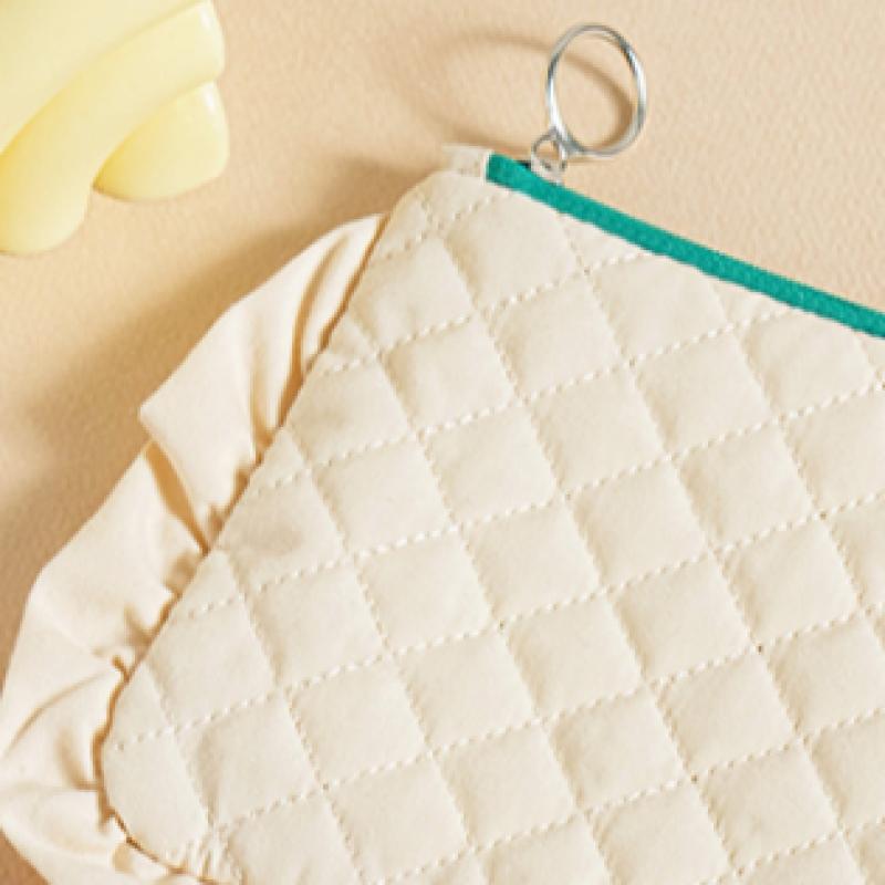 Daiso Frill Square Pouch