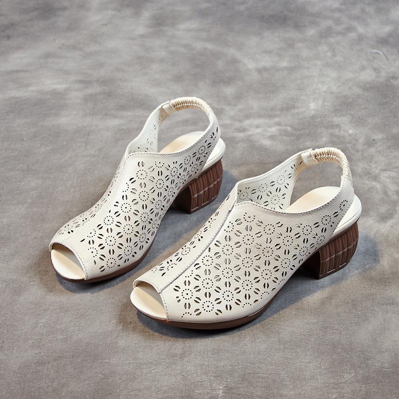 

Тапочки женские летние дышащие сандалии женские первый слой коровьей кожи мягкая подошва уличная обувь высокий каблук ретро женская обувь 35 белый