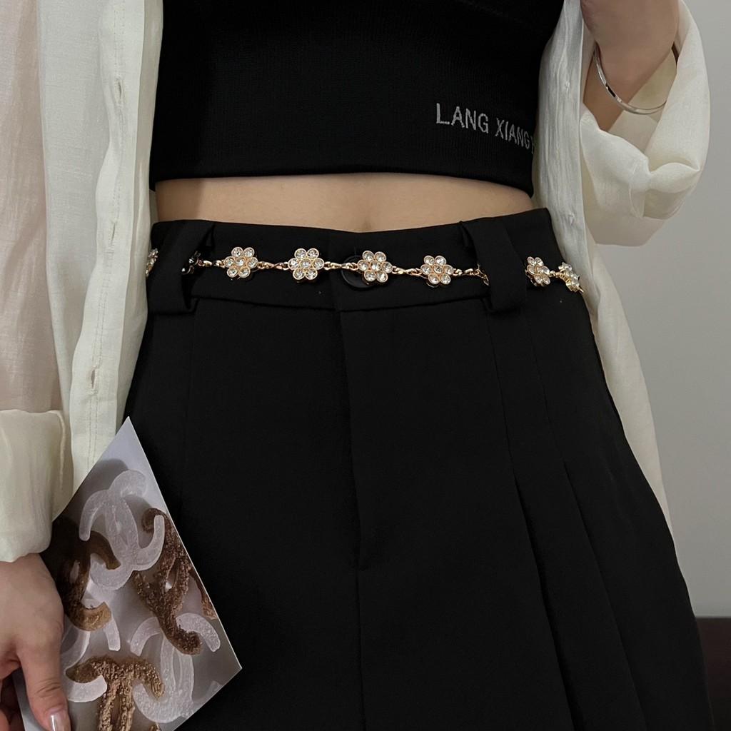 Womens Metal Waist Belt With Chain Link Style For Elegant Office And Casual Outfits