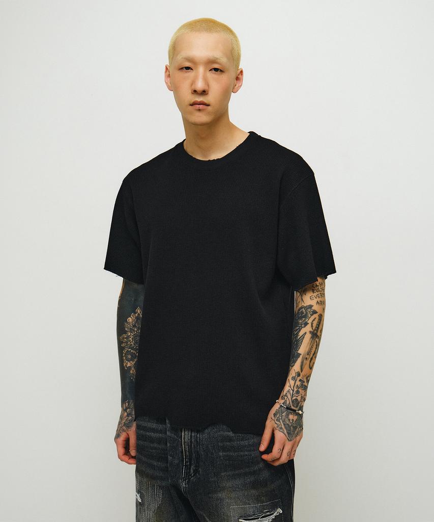ENDOOR Vtg Damage 1/2 T-Shirt (Black)