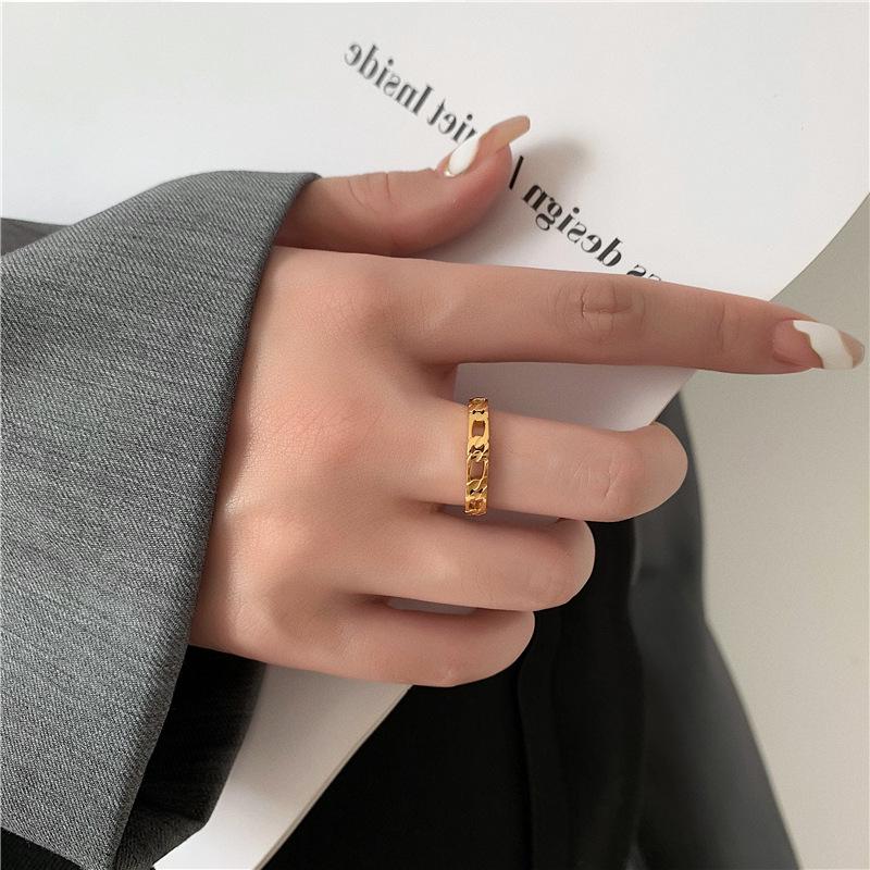 European Retro French Hollow Titanium Steel Women's Chain Ring