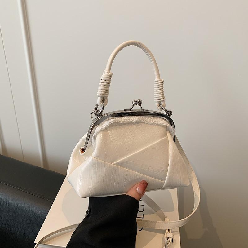 Нишевый дизайн, простой темперамент, сумка-ракушка, новая летняя мода 2025, универсальная сумка-мессенджер/на плечо белый