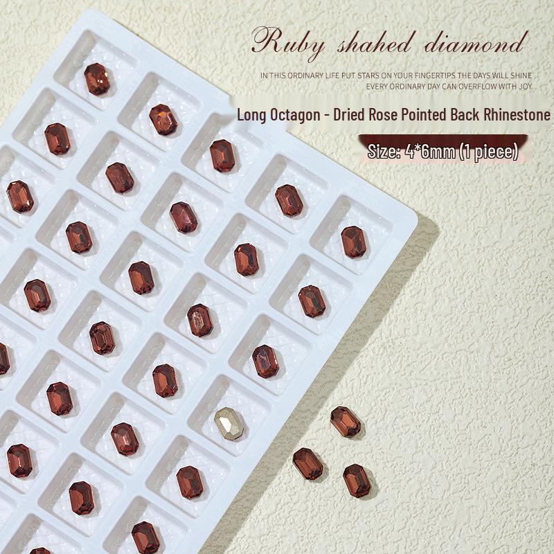 

Нейл-арт со стразами в форме сердца и квадрата: Блестящая сушеная роза, неровный ромбовидный дизайн