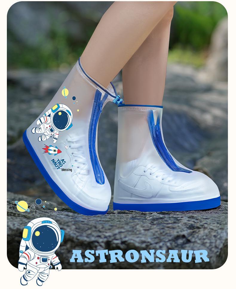 Weatherproof Unisex Shoe Covers: Snow-Resistant, Mid-Calf, Slip-On PVC for Cycling and Outdoor Use.