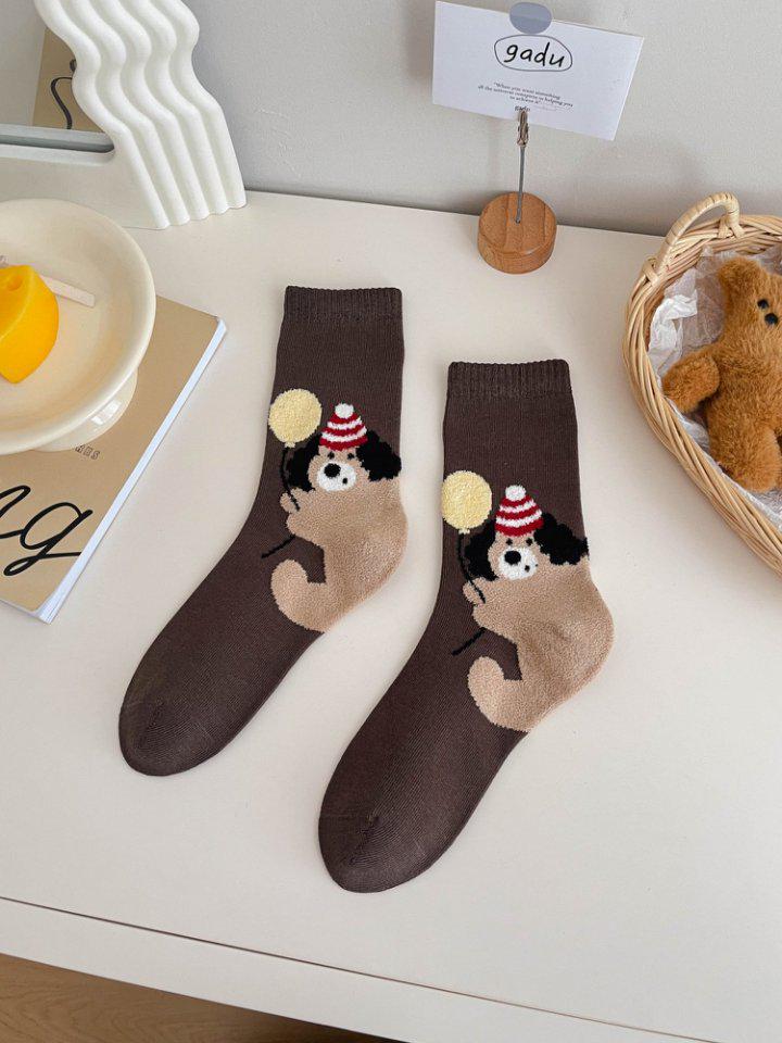 Autumn/Winter Flocked Animal Cartoon Cotton Mid-Calf Socks: Cute Preppy Style for Women and Girls
