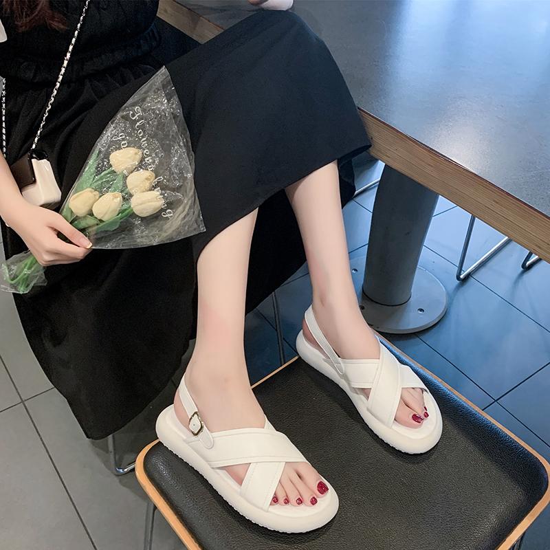 2024 Новые летние женские сандалии с открытым носком модные повседневные туфли с пряжкой на низком каблуке и платформе женские сандалии 35 белый 3859₽