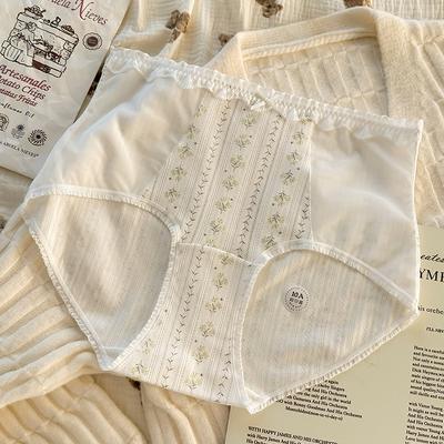 Big Size Female New Lovely Sweet Floral Close Skin Without Trace In Waist Pure Cotton Bottom Crotch Underwear