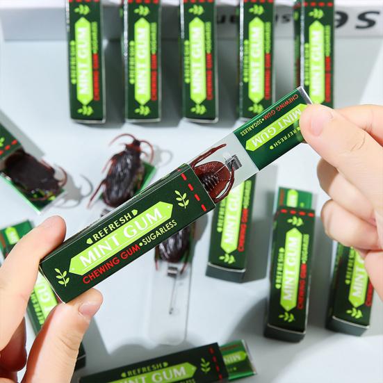 12 Stück Streich Kaugummi Set Gefälschte Kakerlake Pop-Up Gag Spielzeug für Aprilscherz Realistischer Praktischer Witz Partyzubehör