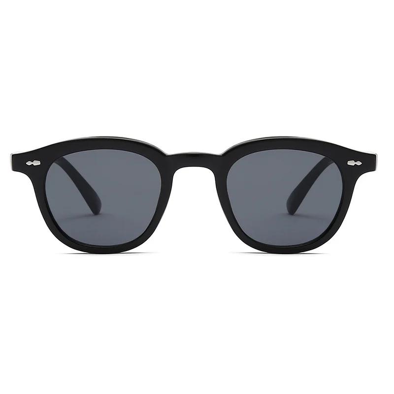 Round Vintage Sunglasses Woman Brand Designer Retro Rivet Sun Glasses Female Fashion Black Mirror Small Frame