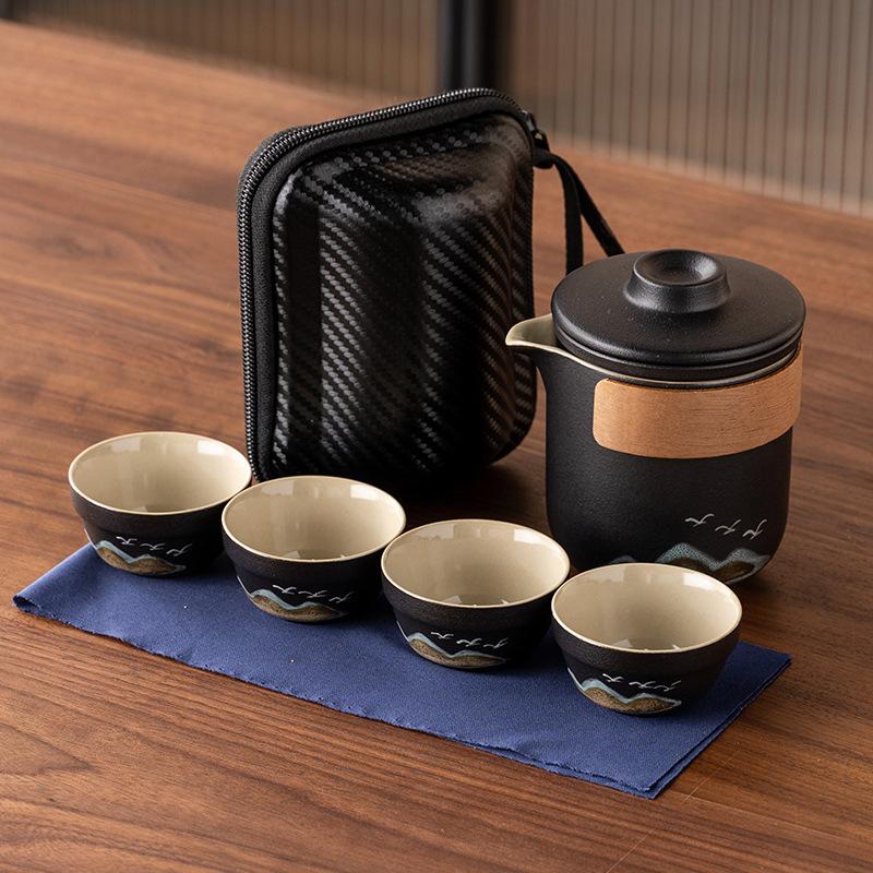 Hand-painted distant mountain travel Guochao Kuaike cup, one pot of four cups, light luxury business travel tea set, high-end souvenir