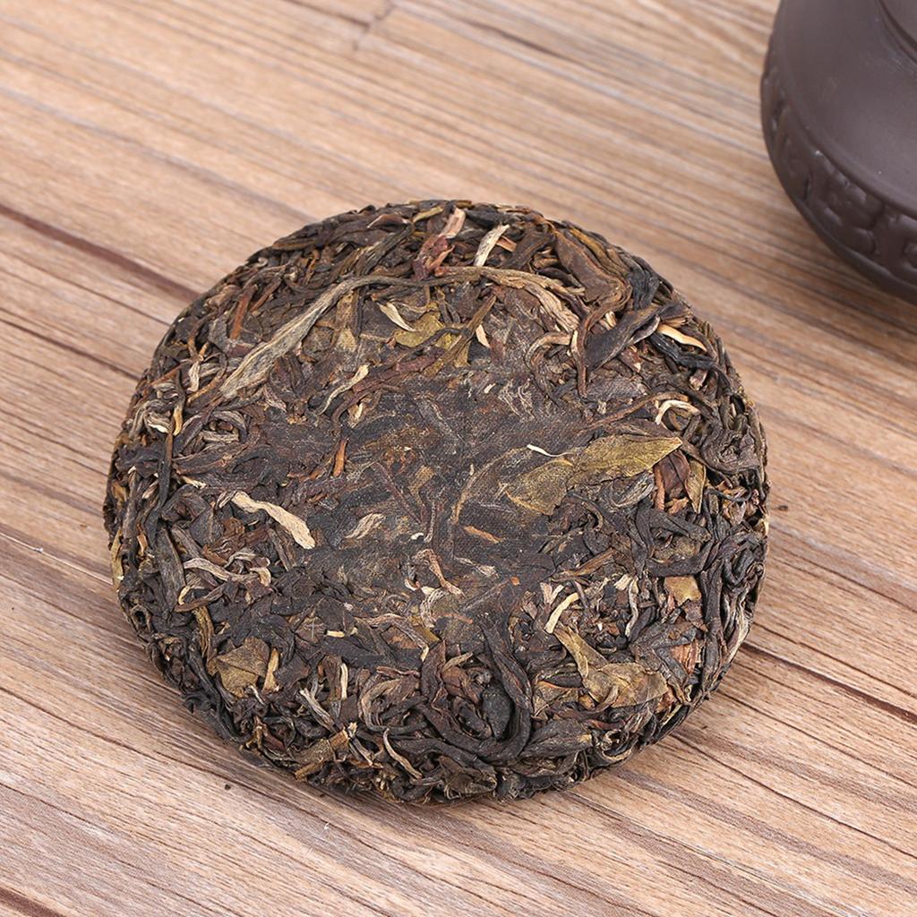 Chinese Yunnan Raw Cake Pu er Tea Healthy Pu erh for Family Friends 100g