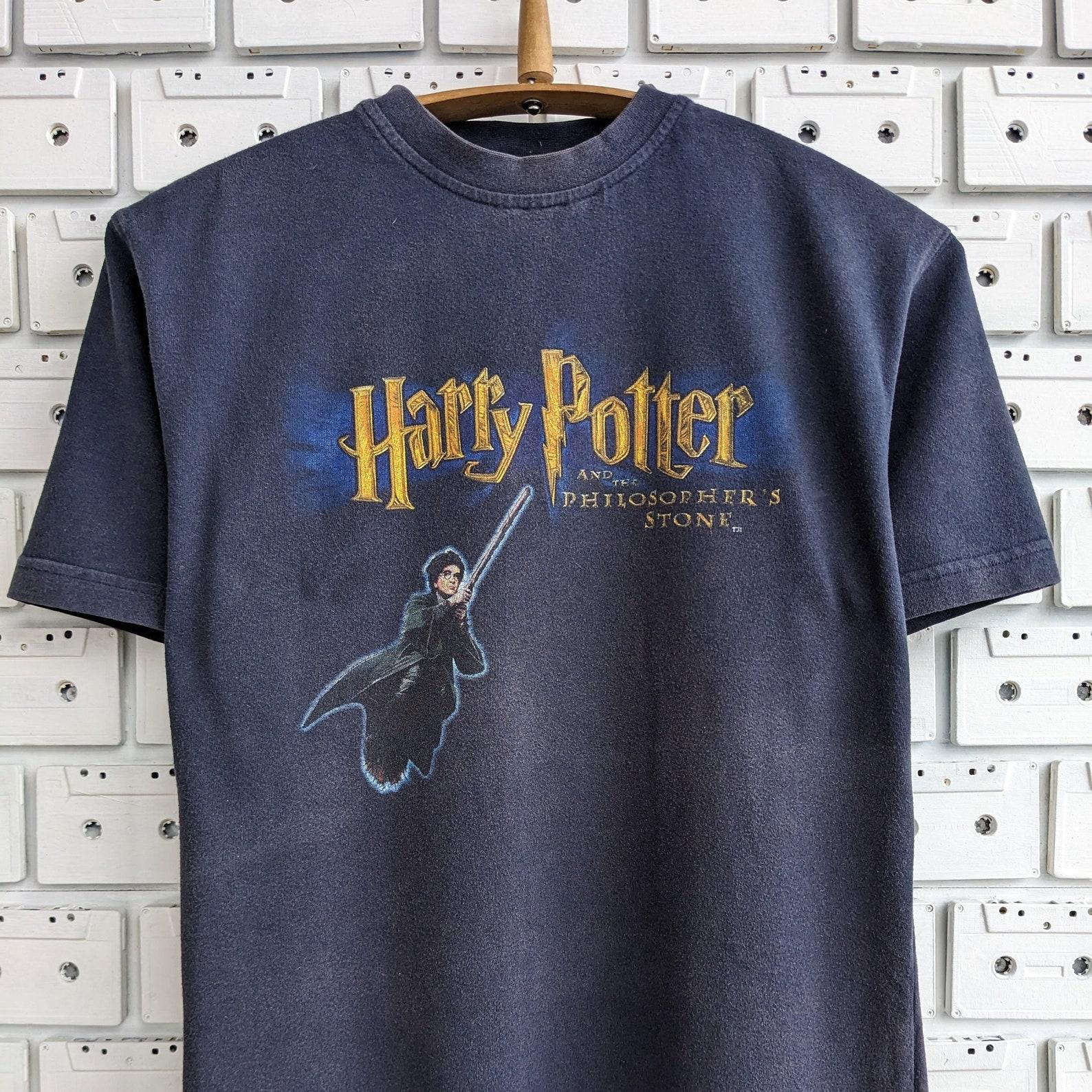 Vintage 2001 Harry Potter T shirt Philosopher s Stone Joanne Rowling Fantasy Novels Wizarding World Film Merch Tee Size Women XS/S 3XL