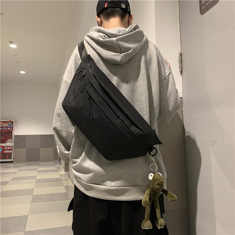 Sac bandoulière décontracté Grande capacité Sac banane pour homme Tendance de rue Bapa Sac à bandoulière unique pour étudiants Sac banane pour femme noir