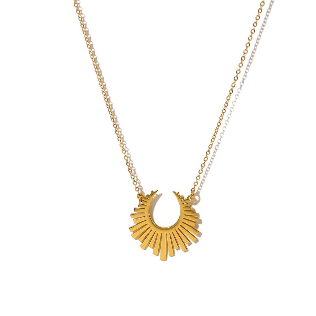 Sunflower Series 18K Gold Plated Necklace - European & American Style, Titanium Steel Clavicle Chain for Women