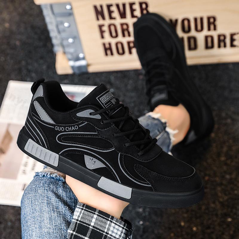 

Fashion 2025 Autumn New Fashion Trend Casual Low Top Sports Shoes for Men Niche Design Versatile Comfortable Non Slip Flat Sole Sneakers 39 чёрный